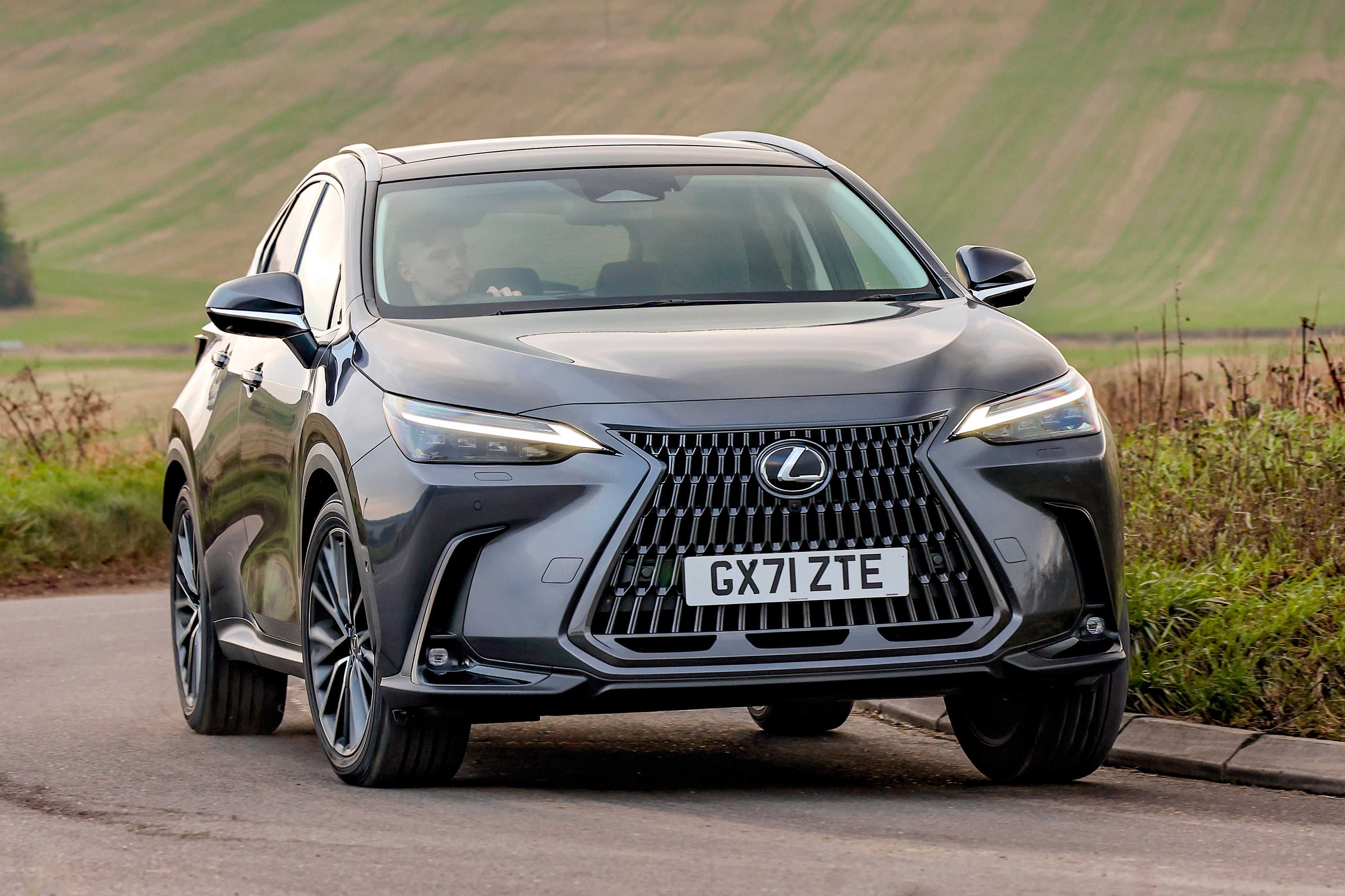 Lexus nx 300h 2024 electric range